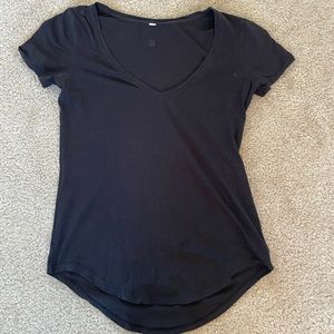 lululemon Short Sleeve V-Neck T-Shirt